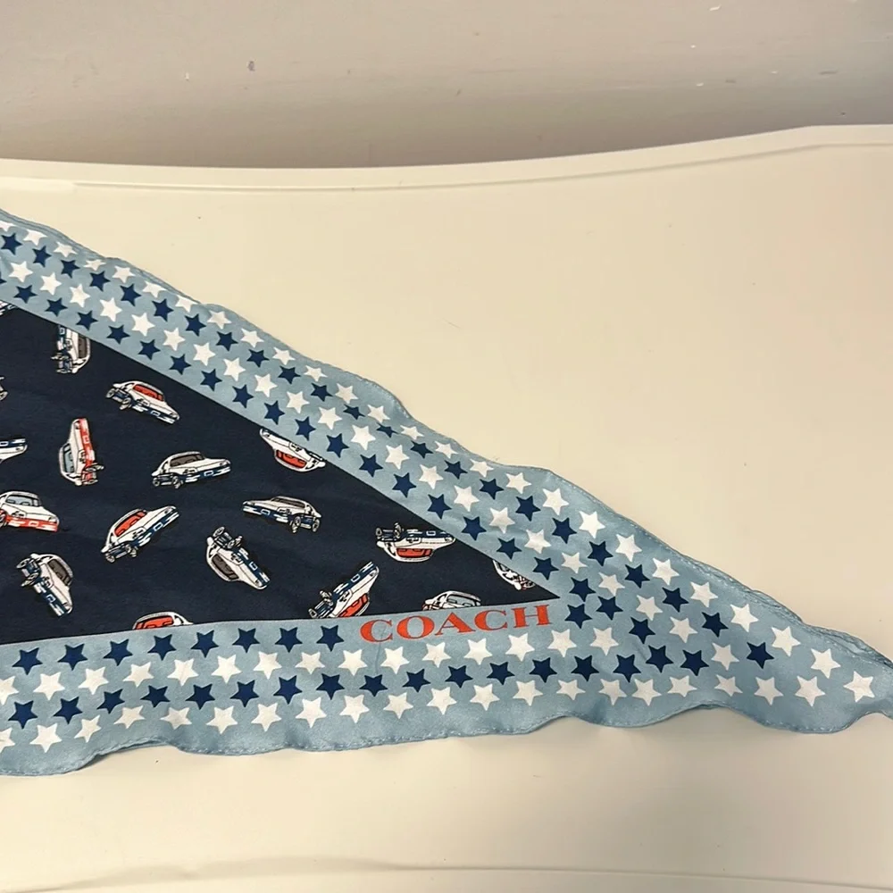 Coach diamond scarf with cars / Nascar - Picture 1 of 3